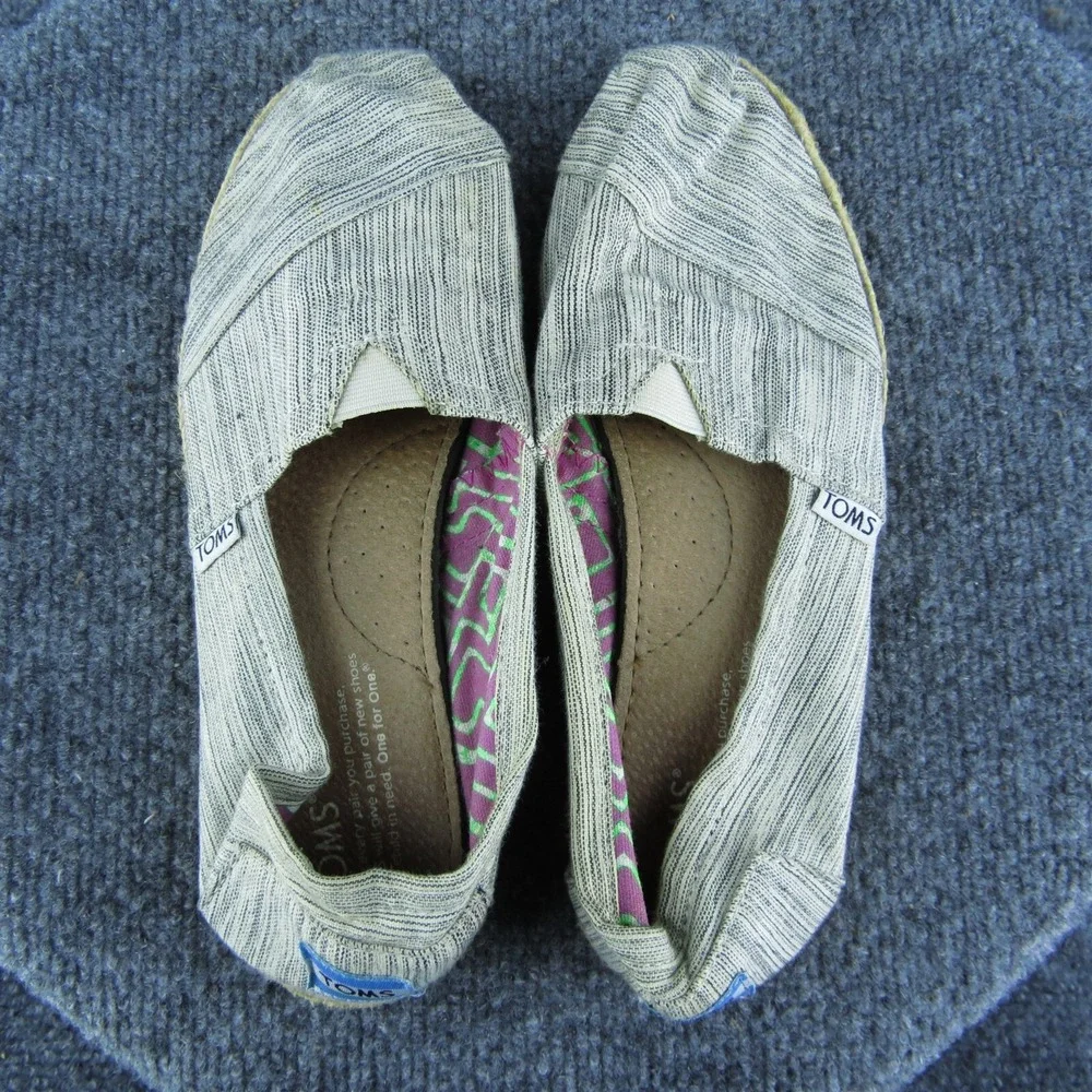 TOMS  Women Flat Shoes Beige Fabric Slip On‎ Size 6.5 Medium